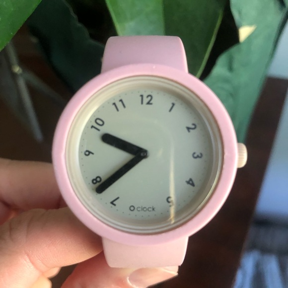 • O Watch • - Picture 2 of 4